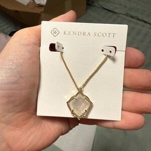 Kendra Scott Gold Pendant Necklace